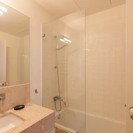 Flh Bacalhoeiros Spacious شقة *