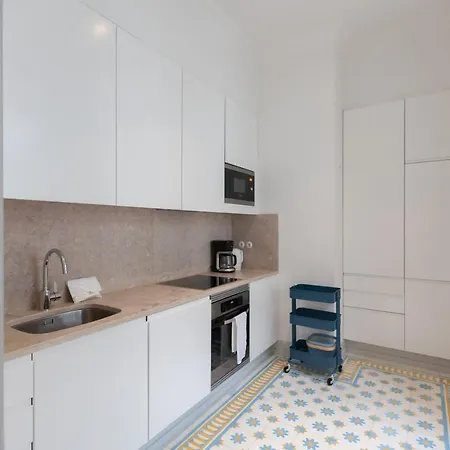 Flh Bacalhoeiros Spacious Daire *