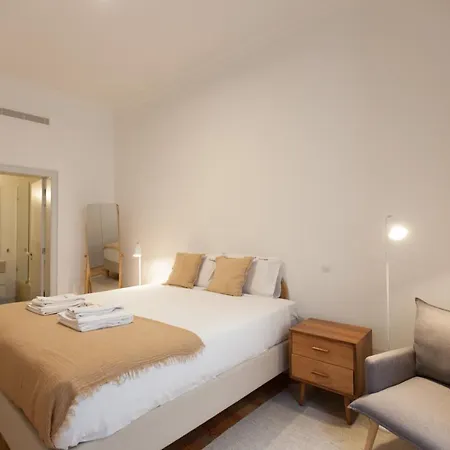 Flh Bacalhoeiros Spacious شقة